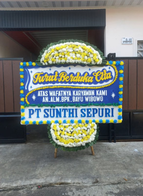 Papan Bunga Duka di Karangampel