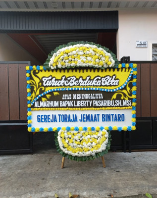 Papan Bunga Duka di Karangampel